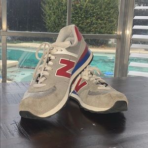 Men’s 9.5 New Balance 574